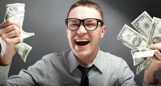 tHU NHẬP MARKETING